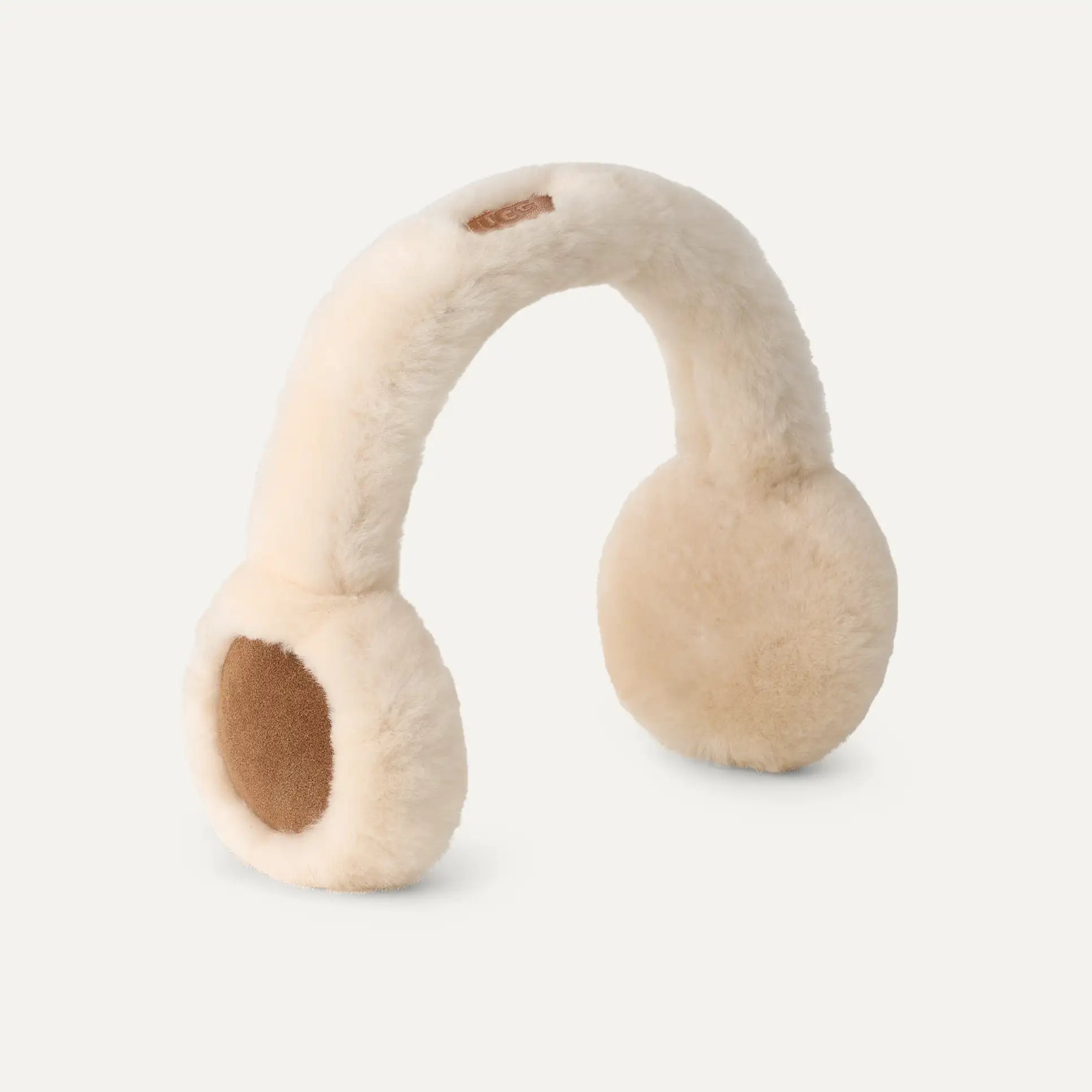 Femme Cache-oreilles en peau de mouton adapté à la technologie sans fil